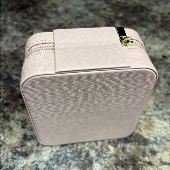 Vlando Travel Jewelry Case- Pink - Picture 10 of 11